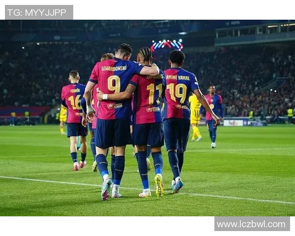 三义戟足球界十大最具影响力球星盘点及其辉煌成就解析 三义戟足球界十大最具影响力球星盘点及其辉煌成就解析